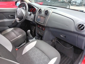 Dacia Sandero vaihtoauto