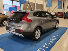 Volvo V40 Cross Country vaihtoauto