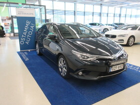 Toyota Auris vaihtoauto