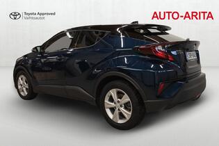 Toyota C-HR vaihtoauto