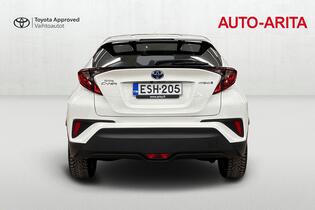 Toyota C-HR vaihtoauto