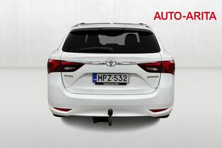 Toyota Avensis vaihtoauto