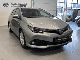 Toyota Auris vaihtoauto