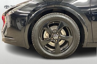 Toyota Prius Plug-in vaihtoauto