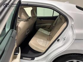 Toyota Camry vaihtoauto