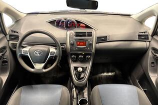 Toyota Verso vaihtoauto