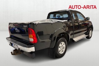 Toyota Hilux vaihtoauto