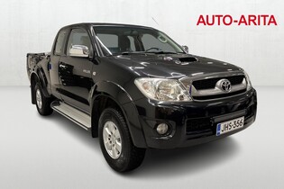 Toyota Hilux vaihtoauto