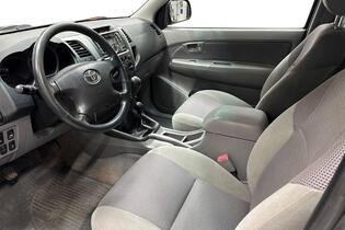 Toyota Hilux vaihtoauto