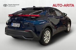 Toyota C-HR vaihtoauto