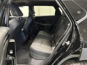 Toyota bZ4X vaihtoauto