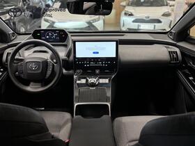 Toyota bZ4X vaihtoauto