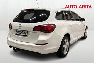 Opel Astra vaihtoauto