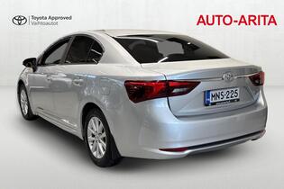 Toyota Avensis vaihtoauto