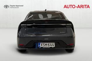 Toyota Prius Plug-in vaihtoauto