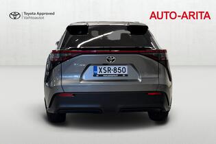 Toyota bZ4X vaihtoauto