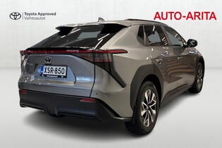 Toyota bZ4X vaihtoauto