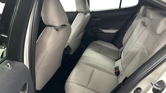 Lexus UX vaihtoauto