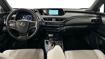 Lexus UX vaihtoauto