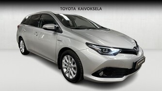 Toyota Auris vaihtoauto