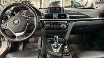 BMW 330 vaihtoauto
