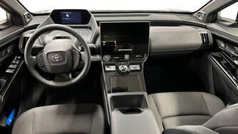 Toyota bZ4X vaihtoauto