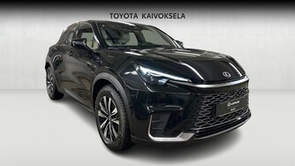 Lexus LBX vaihtoauto