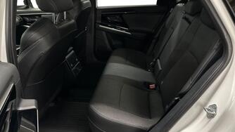 Toyota bZ4X vaihtoauto