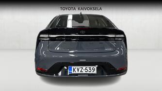 Toyota Prius Plug-in vaihtoauto