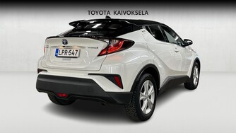 Toyota C-HR vaihtoauto