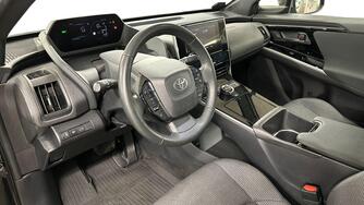 Toyota bZ4X vaihtoauto