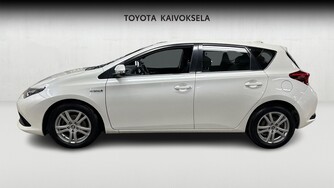 Toyota Auris vaihtoauto