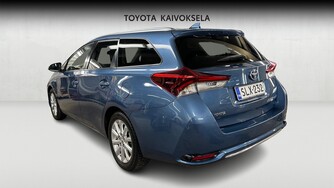 Toyota Auris vaihtoauto