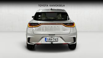 Lexus LBX vaihtoauto