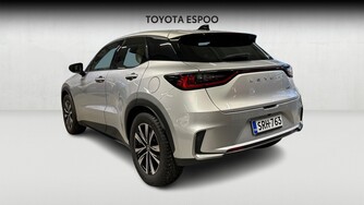 Lexus LBX vaihtoauto