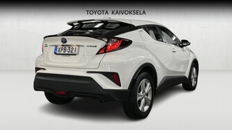 Toyota C-HR vaihtoauto