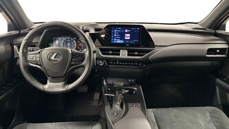Lexus UX vaihtoauto