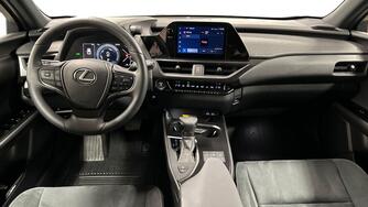 Lexus UX vaihtoauto