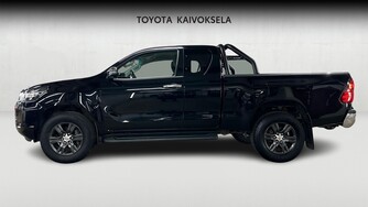 Toyota Hilux vaihtoauto
