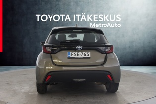 Toyota Yaris vaihtoauto