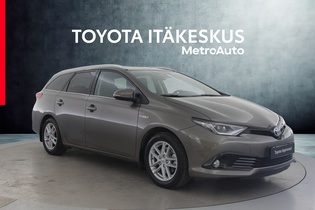 Toyota Auris vaihtoauto