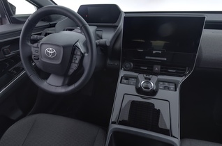 Toyota bZ4X vaihtoauto