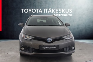 Toyota Auris vaihtoauto