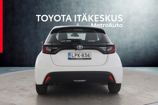 Toyota Yaris vaihtoauto