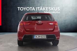 Toyota Auris vaihtoauto