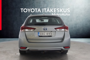 Toyota Auris vaihtoauto