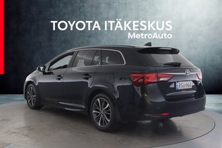 Toyota Avensis vaihtoauto