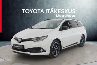 Toyota Auris vaihtoauto