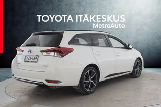 Toyota Auris vaihtoauto