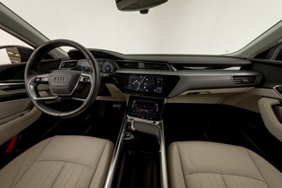 Audi Q8 e-tron vaihtoauto